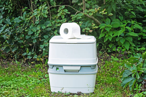 Best Porta potty rental near me  in Redlands, CA