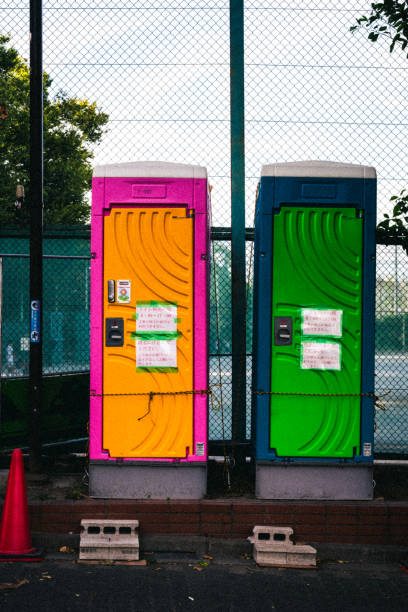 Best Portable toilet rental cost  in Redlands, CA